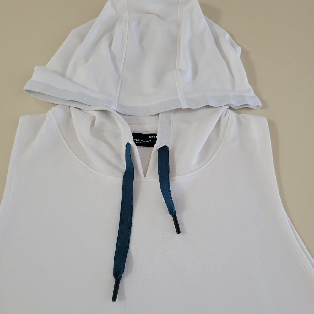 Under Armour Women's White Sleeveless Hooded Pullover Top - Picture 10 of 14